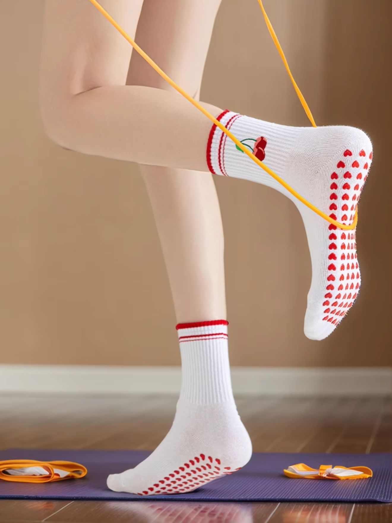 Yoga & Fitness With Faye The Well Being Studio Abbots Langley Reviews - 1 paire de chaussettes de yoga