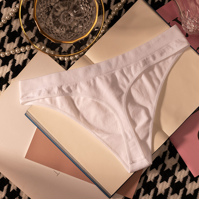 Culotte string sexy taille bas - Yoga & Fitness With Faye The Well Being Studio Abbots Langley Reviews avis et prix